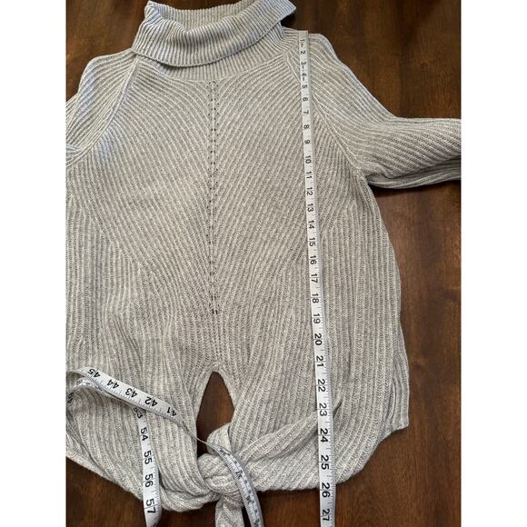 Moth Anthropologie Women's Gray Cowl Neck Knit Tie Front Sweater Size Medium - Picture 9 of 10
